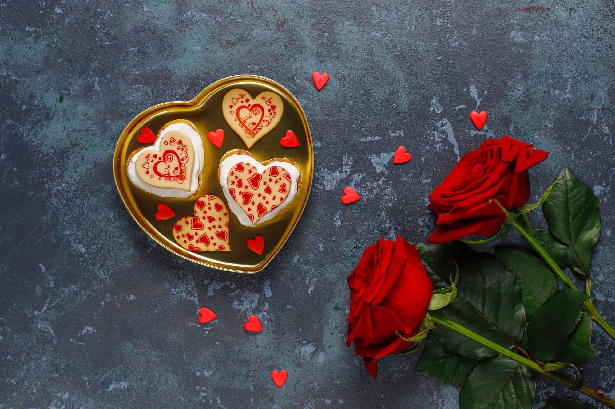 Heart shaped mini cakes for Valentine's day.